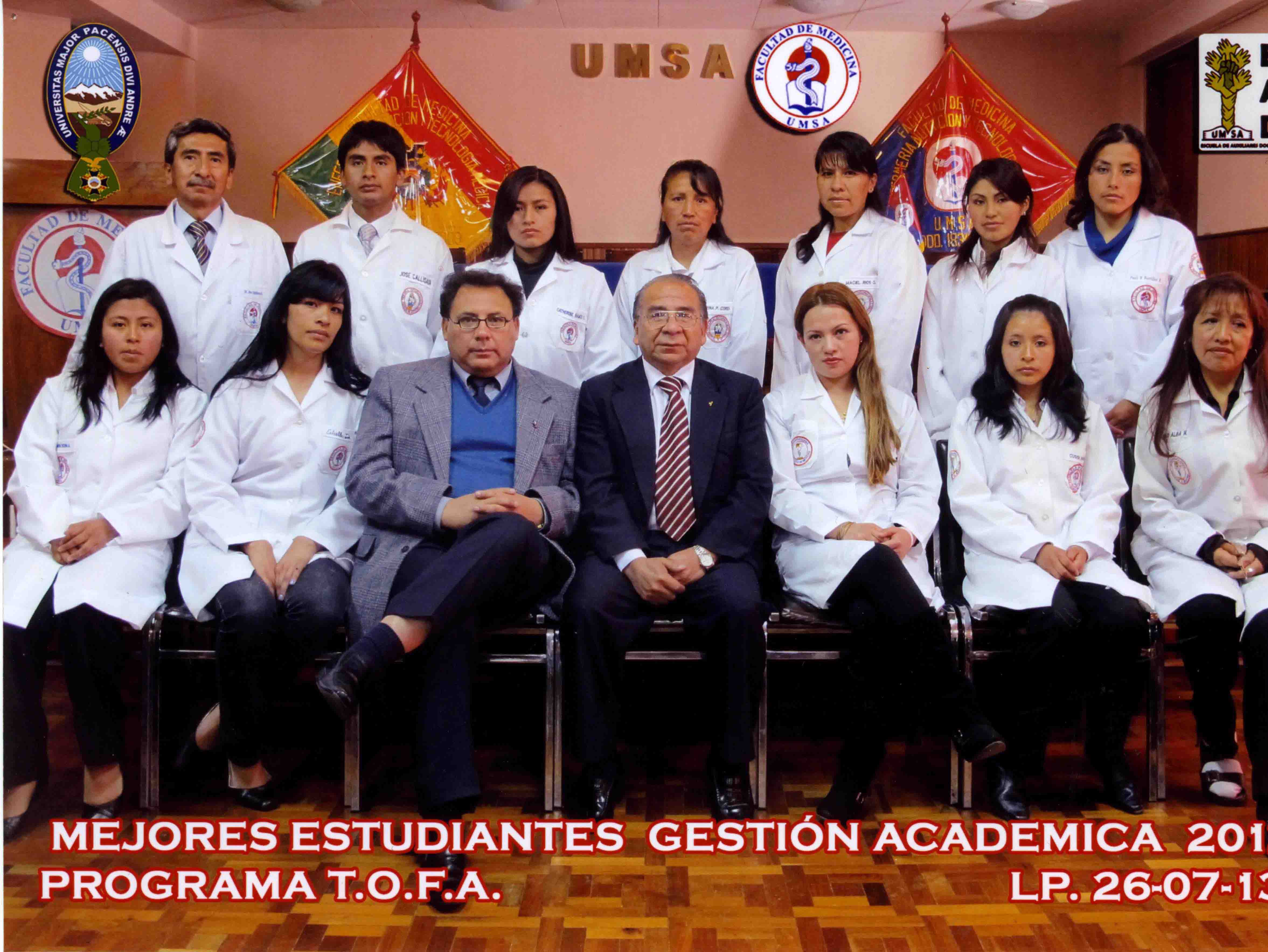 Los(as)  mejores alumnos (as) de la Facultad de Medicina fueron reconocidos